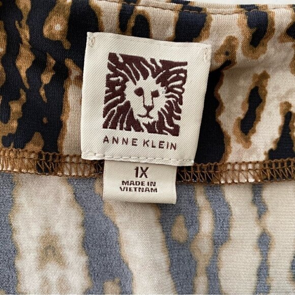 Anne Klein stretch jersey top with fluttery cap sleeves, animal print, plus size - Picture 10 of 11